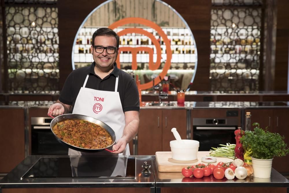 Su foto oficial de Masterchef 6