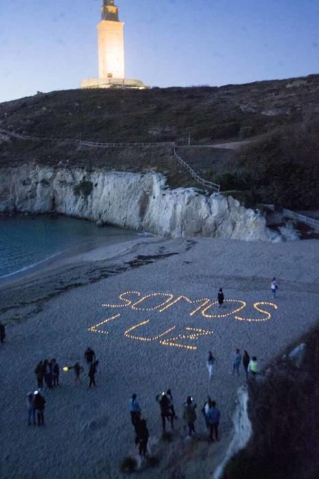 Mensajes por la paz en la arena de A Coruña