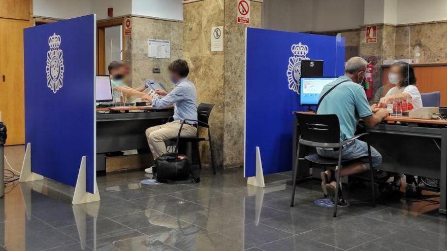 La renovación de DNI y pasaportes se desploma en Aragón