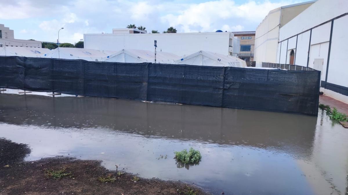 Inundación en la zona del CATE de Arrecife.