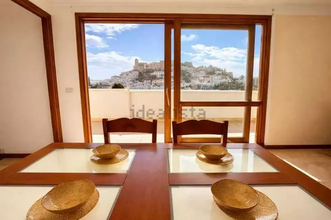A la venta un ático en Ibiza con unas vistas de 360 grados "que quitan el aliento”: desde Dalt Vila a Talamanca