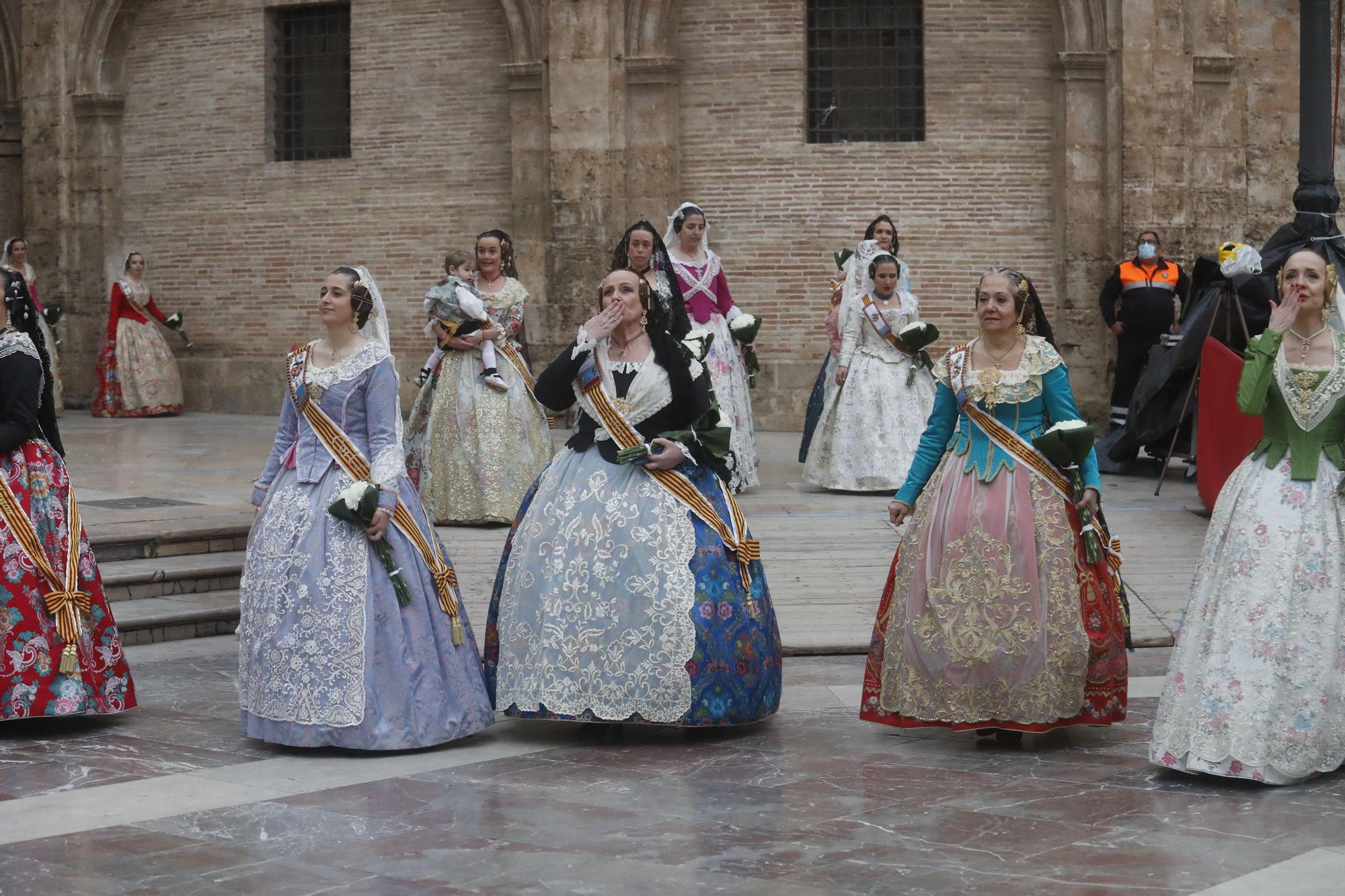 Búscate en el segundo día de ofrenda por la calle de la Paz (entre las 17:00 a las 18:00 horas)