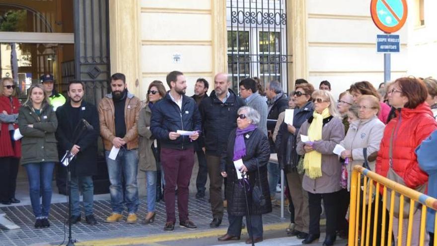 Instituciones y colectivos, contra la violencia machista y al lado de las víctimas