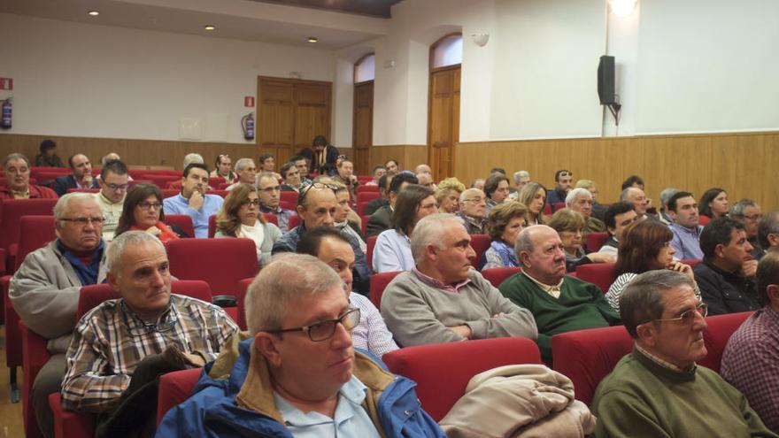 Más de medio centenar de alcaldes asistieron a la cita.