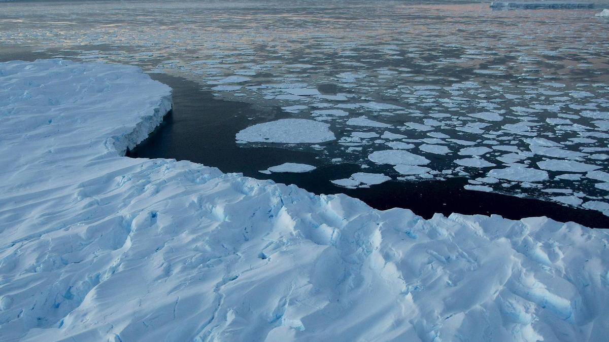 El hielo antártico marca un mínimo histórico este invierno, según agencia de EE.UU.