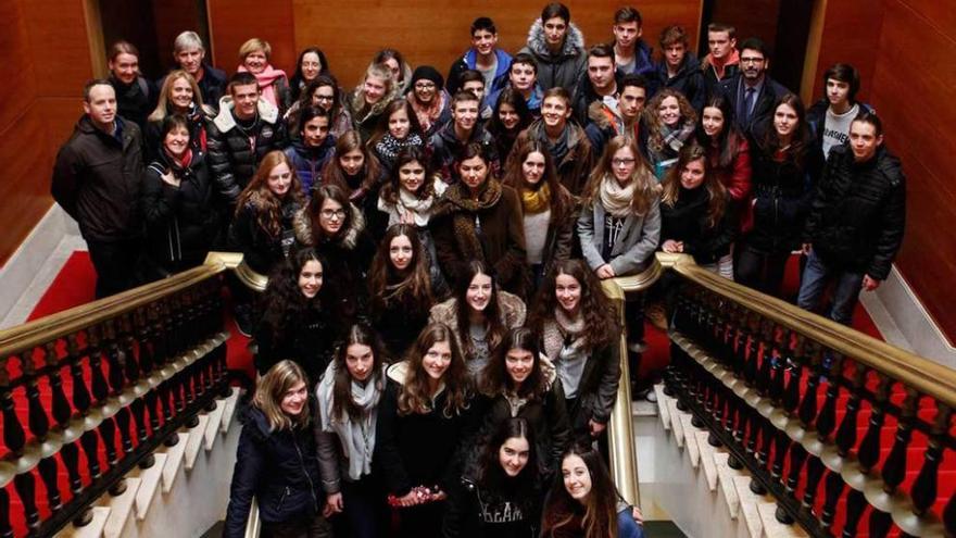 Recepción en el Ayuntamiento de los alumnos y profesores extranjeros junto con sus compañeros del Codema.