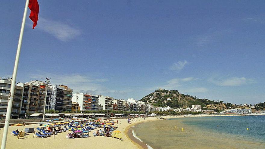 El tram de platja afectat, ahir.