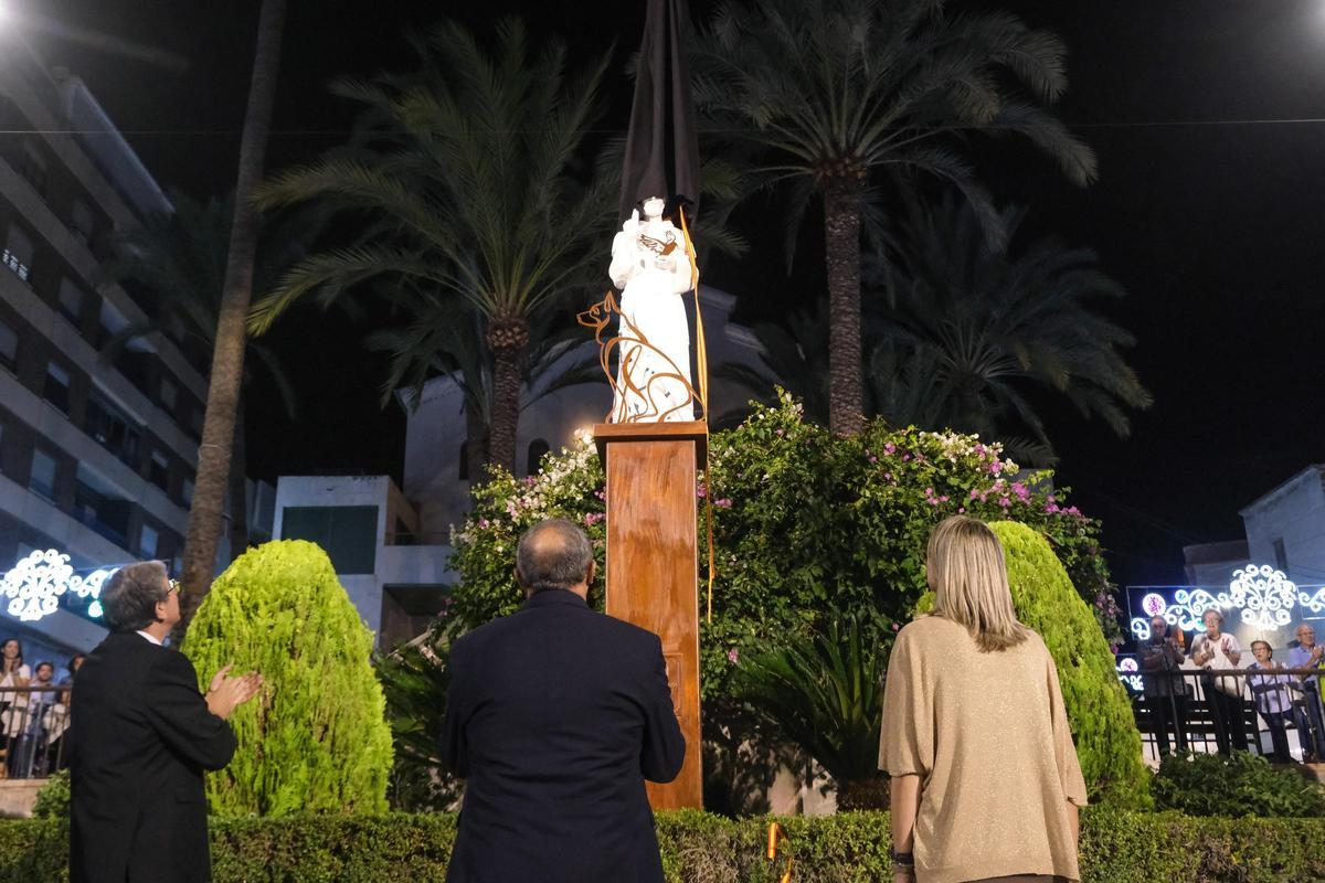 Así ha sido la inaguración y bendición de la nueva escultura de San Francisco de Asís en Crevillent