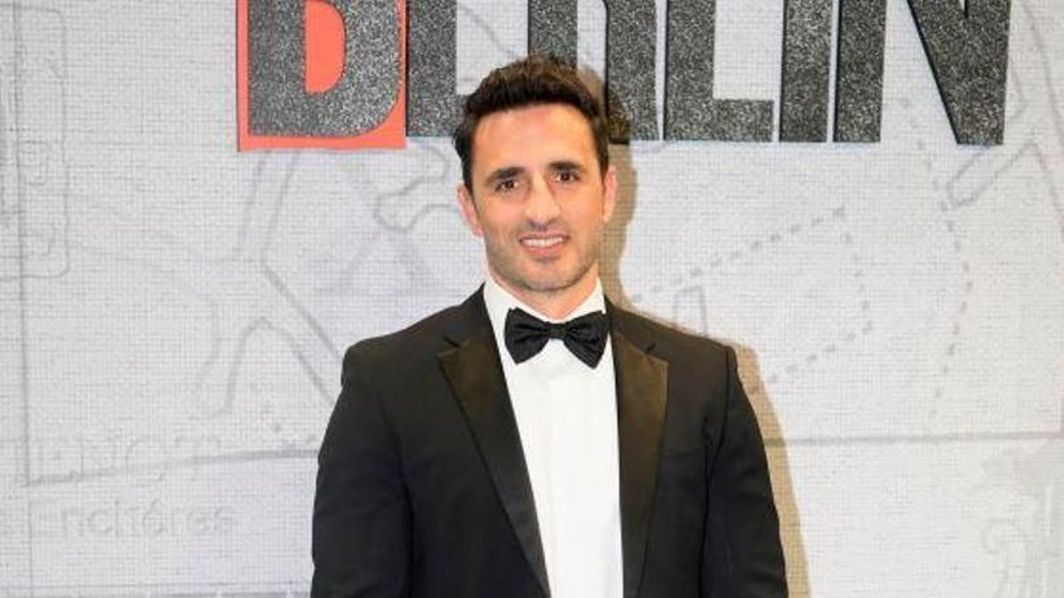 Diego Ávalos en una première d'una sèrie de Netflix.