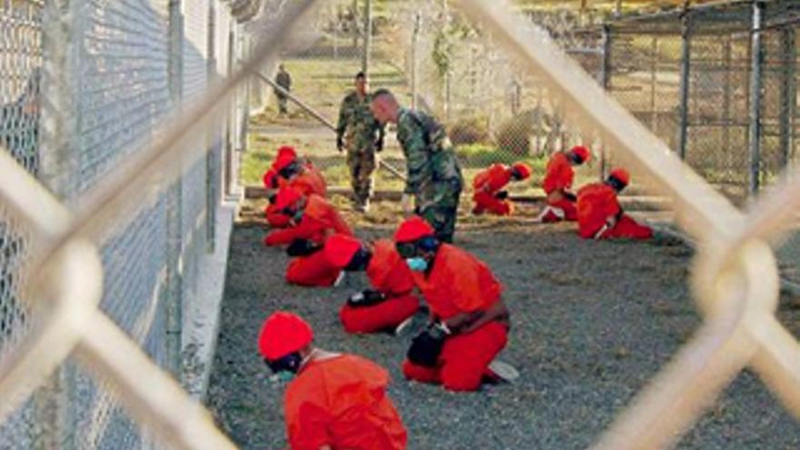 Un juez ordena por primera vez liberar a un grupo de detenidos de Guantánamo