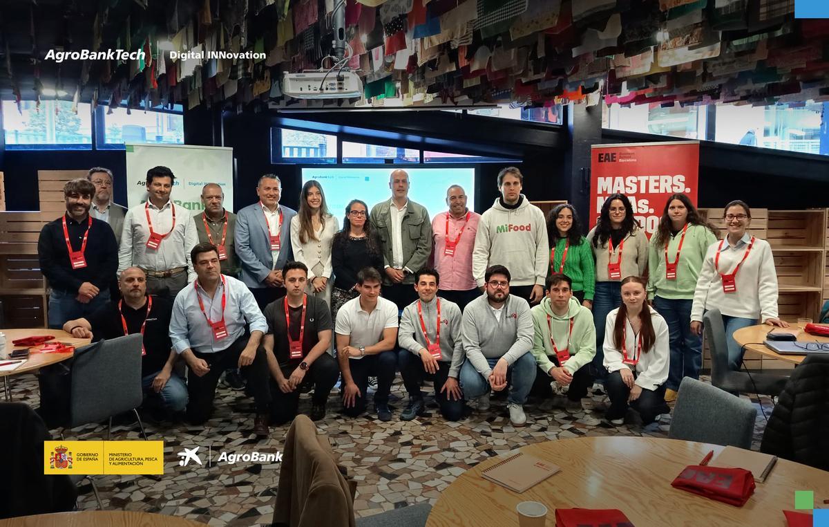 Representantes de las empresas seleccionadas por AgroBank Tech Digital.