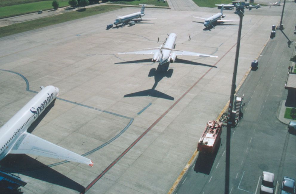 De Peinador al cielo, historia de un aeropuerto