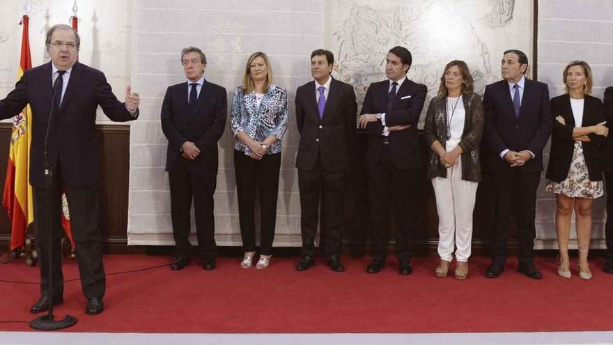 Herrera, durante su discurso en la toma de posesión de los nuevos cargos del Gobierno regional.