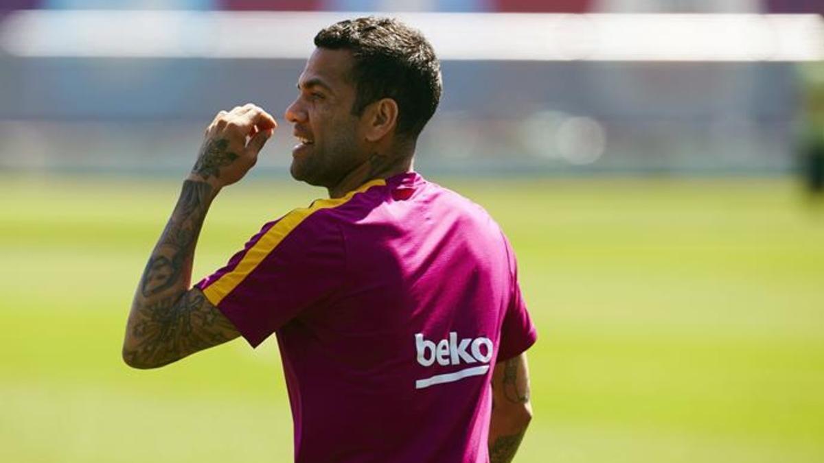 Alves fue listo al negociar