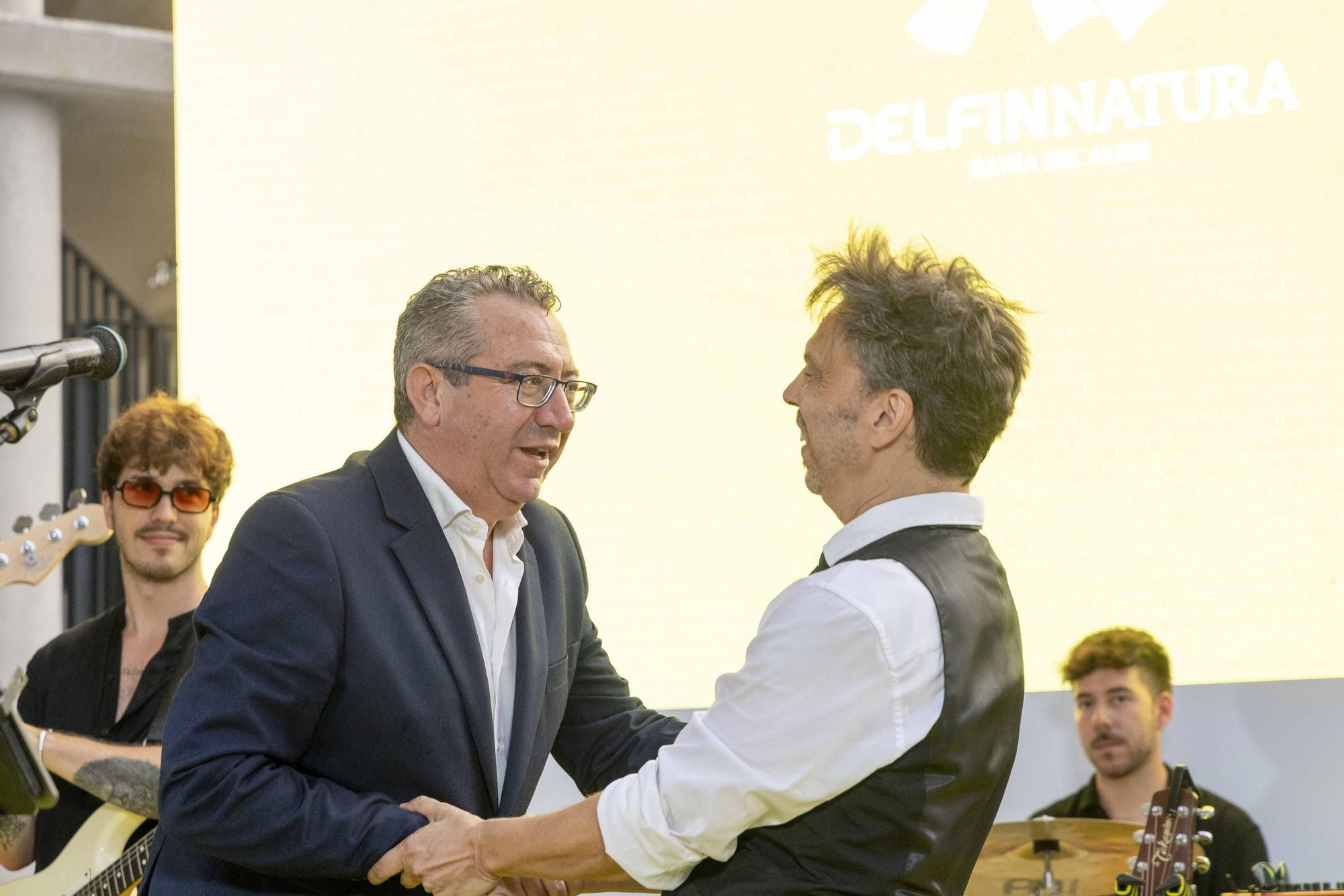 Espectacular inauguración de Delfin Natura en El Albir