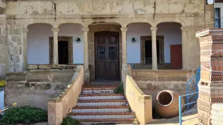 Quedan cinco y no están protegidos: los últimos chalés históricos del Primer Muntanyar de Xàbia
