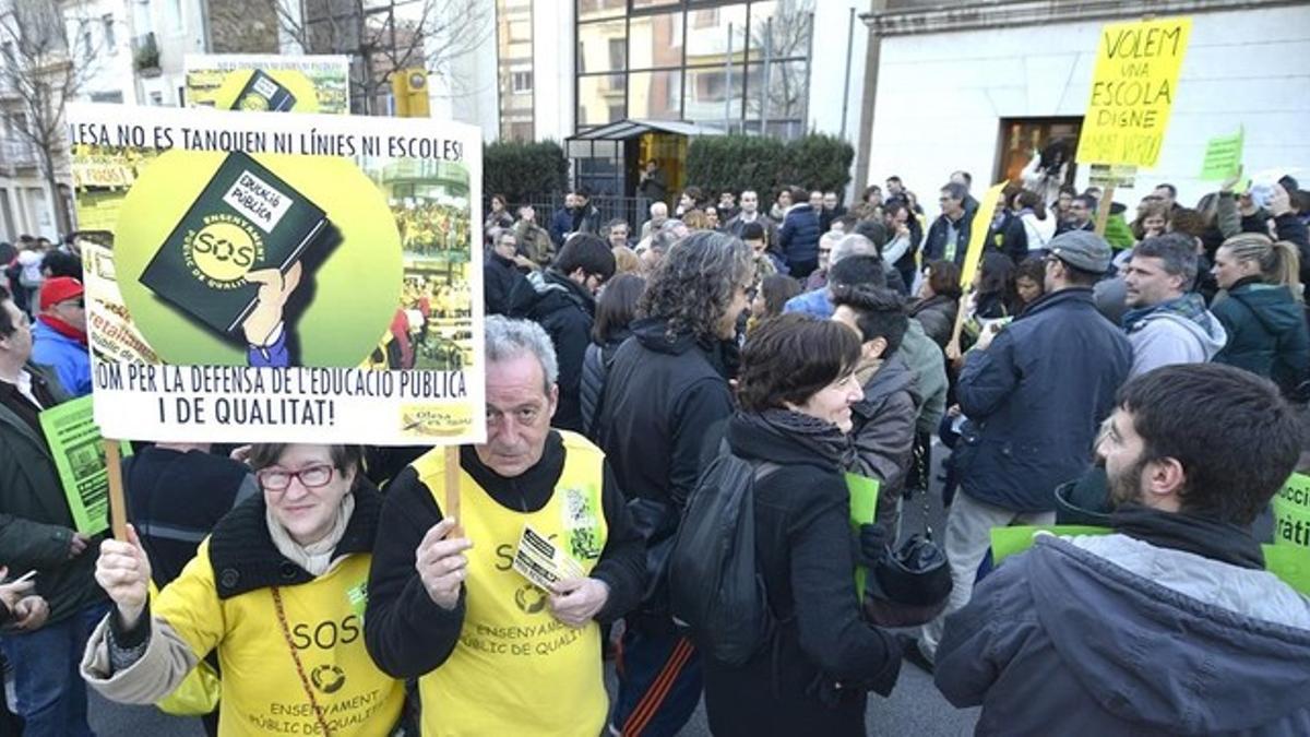 Un momento de la manifestación en Sant Feliu de Llobregat.