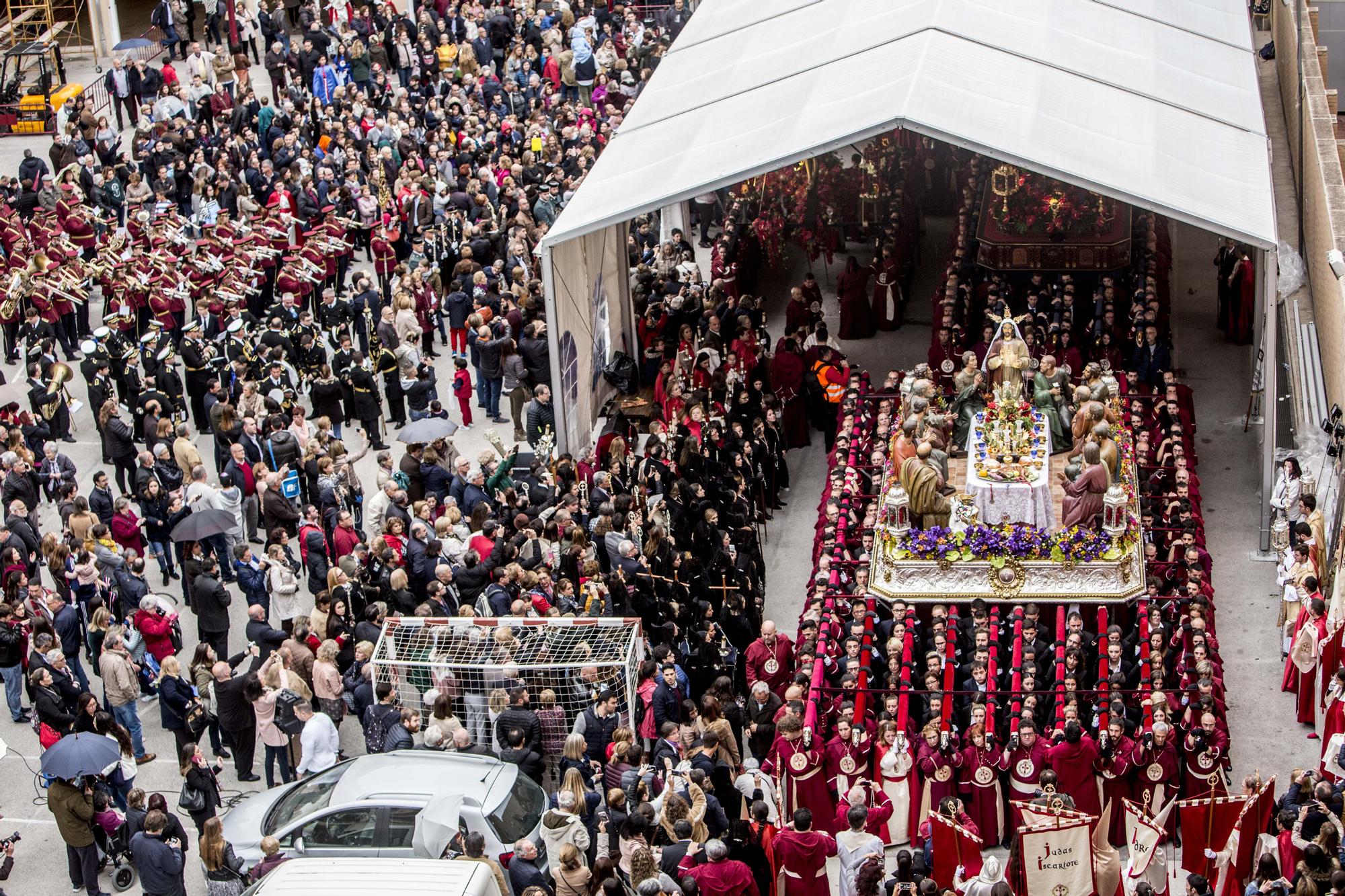 El paso de la Santa Cena en 2019 preparado para salir aunque finalmente no lo hizo por la lluvia