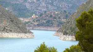 Detalle del embalse de Loriguilla.