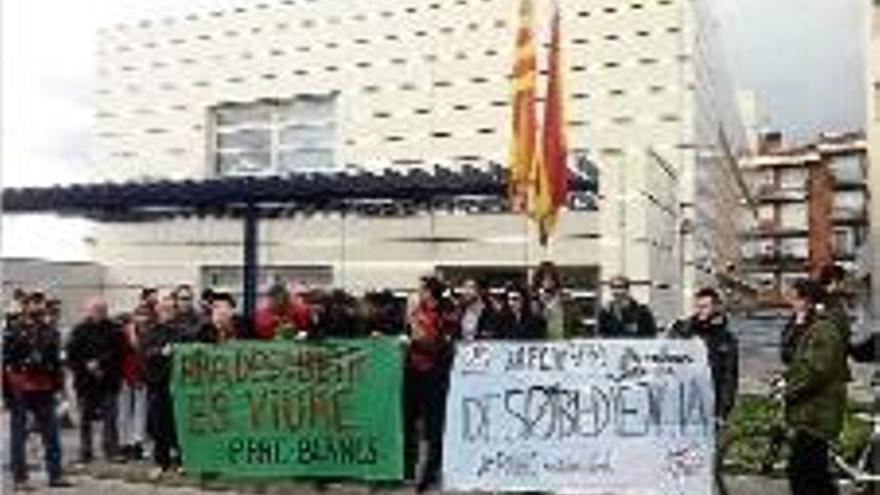 Concentració de suport a tres detinguts de la PAHC Blanes