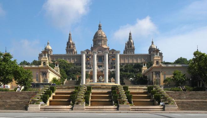 Exterior del Palau Nacional, sede el Museu Nacional dArt de Catalunya (MNAC)