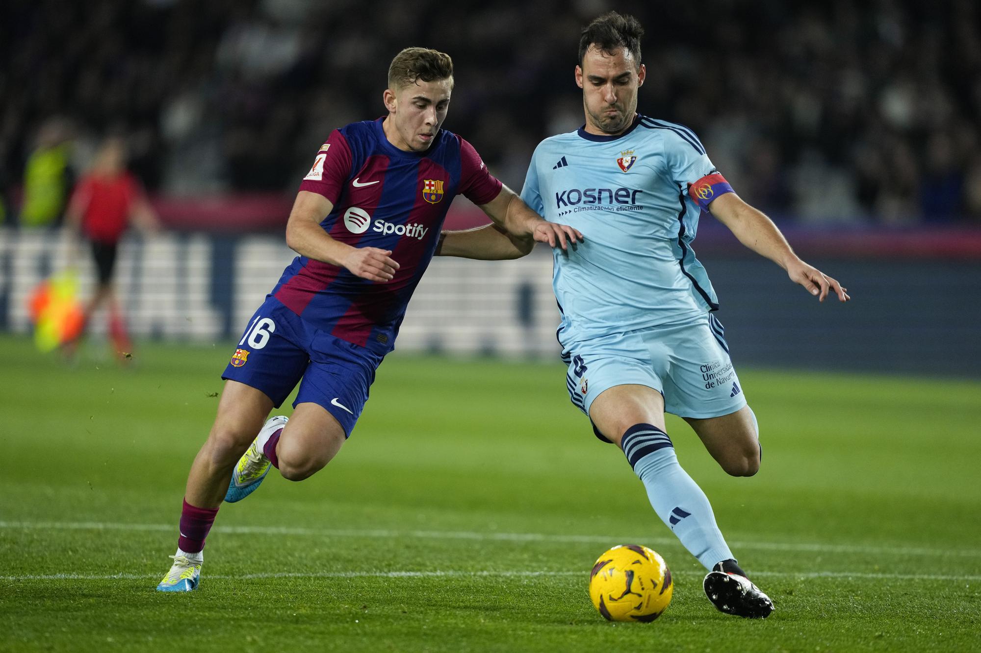 El Barcelona y Osasuna empatan sin goles al descanso (0-0)