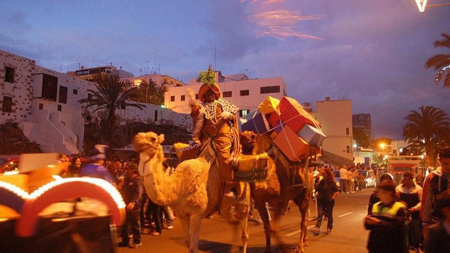 Una de las cabalgatas de los Reyes Magos celebrada en Puerto del Rosario, en una imagen de archivo. | | LP/DLP