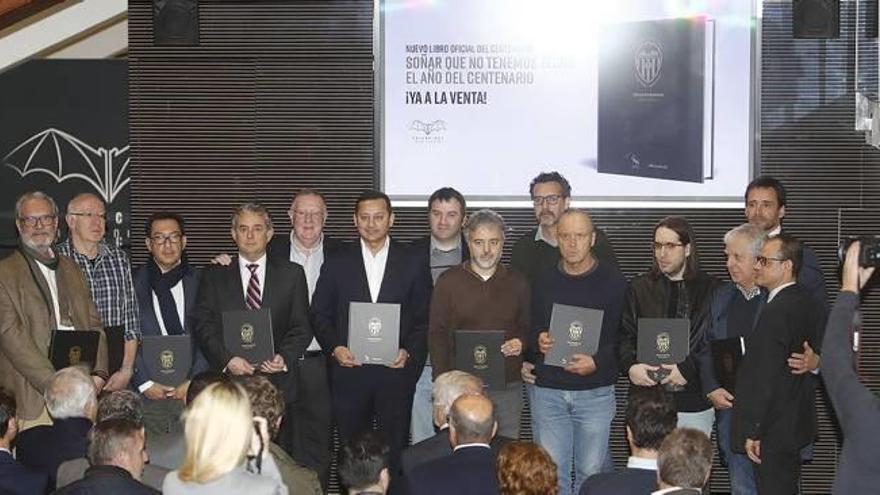 El segundo libro del Centenario ve la luz