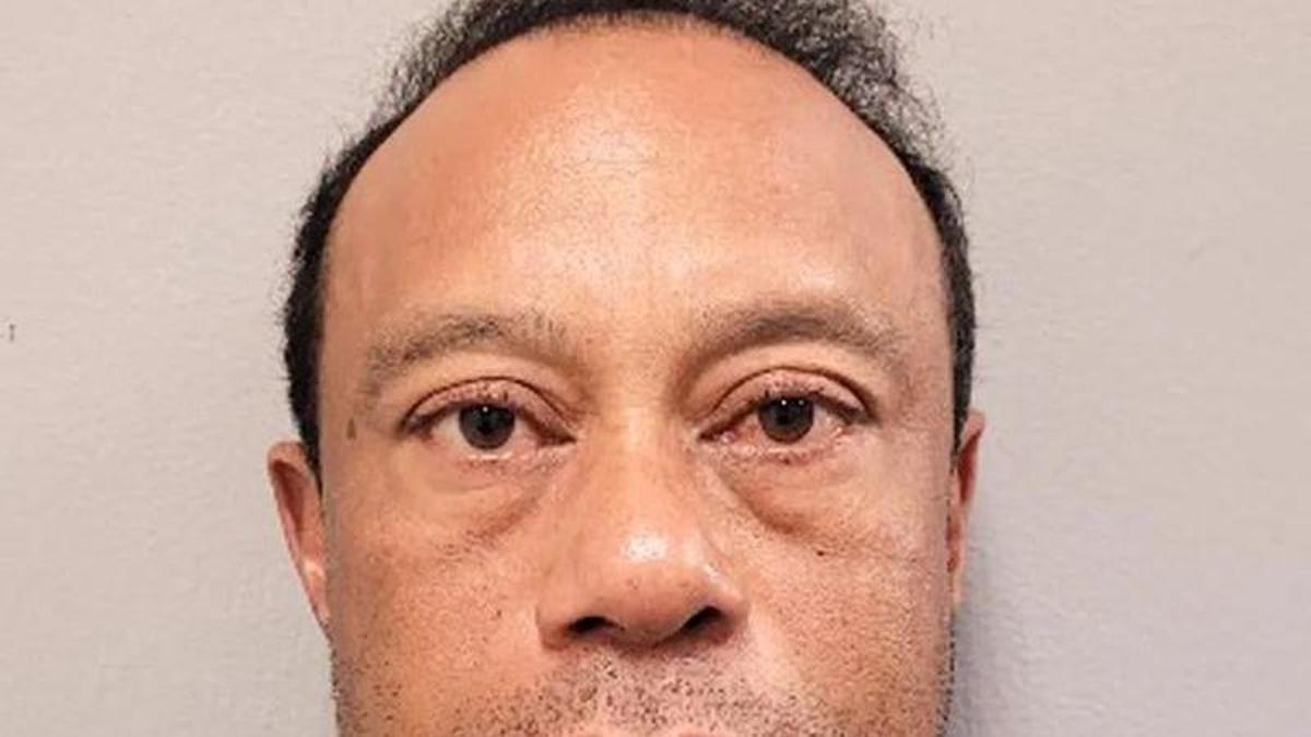 Las imágenes de la detención de Tiger Woods tras provocar un accidente de tráfico