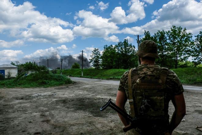 Archivo - Un soldado de Ucrania en Lisichansk en el marco de la invasión rusa (archivo)