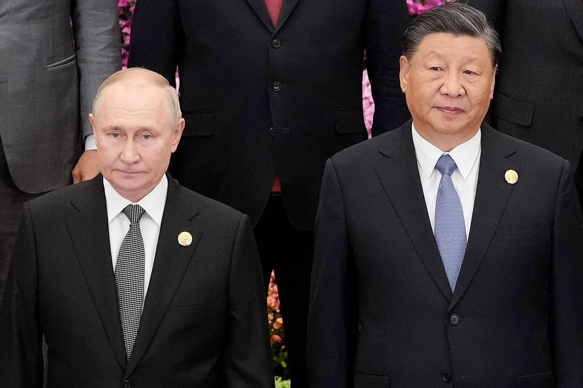 Vladímir Putin se reúne con Xi Jinping en Pekín