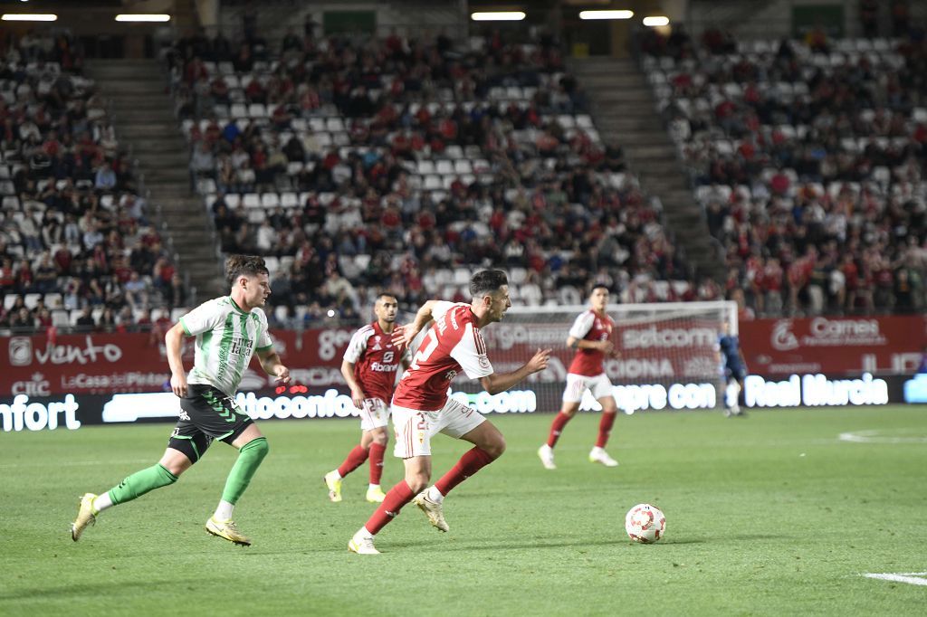 Las mejores imágenes del partido entre el Real Murcia y el Antequera