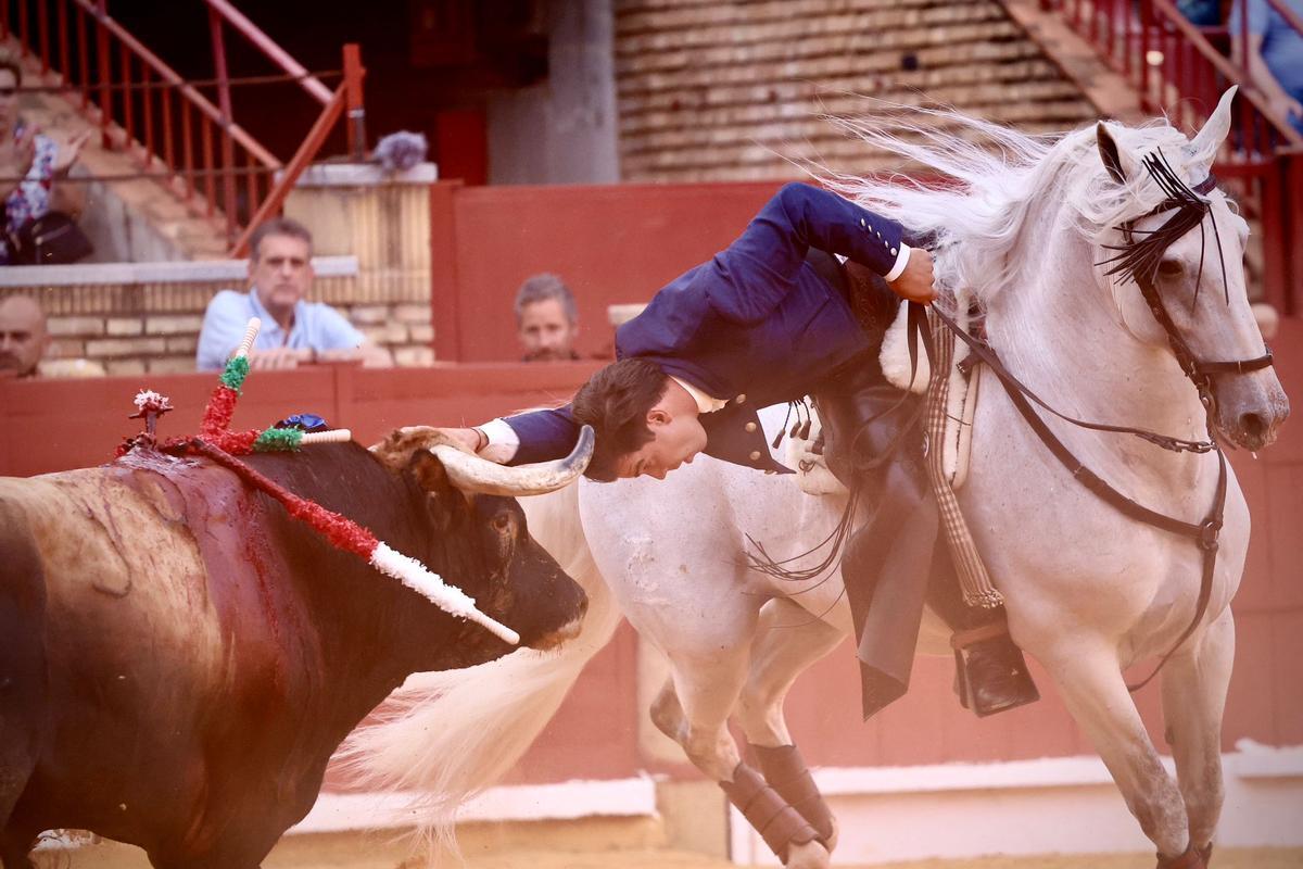 La corrida de rejones de la Feria Taurina de Córdoba, en imágenes La corrida de rejones de la Feria Taurina de Córdoba, en imágenes