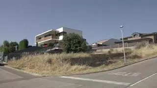 El solar de Palau-Solità i Plegamans en el que un bebé de un mes resultó herido grave durante la verbena de Sant Joan