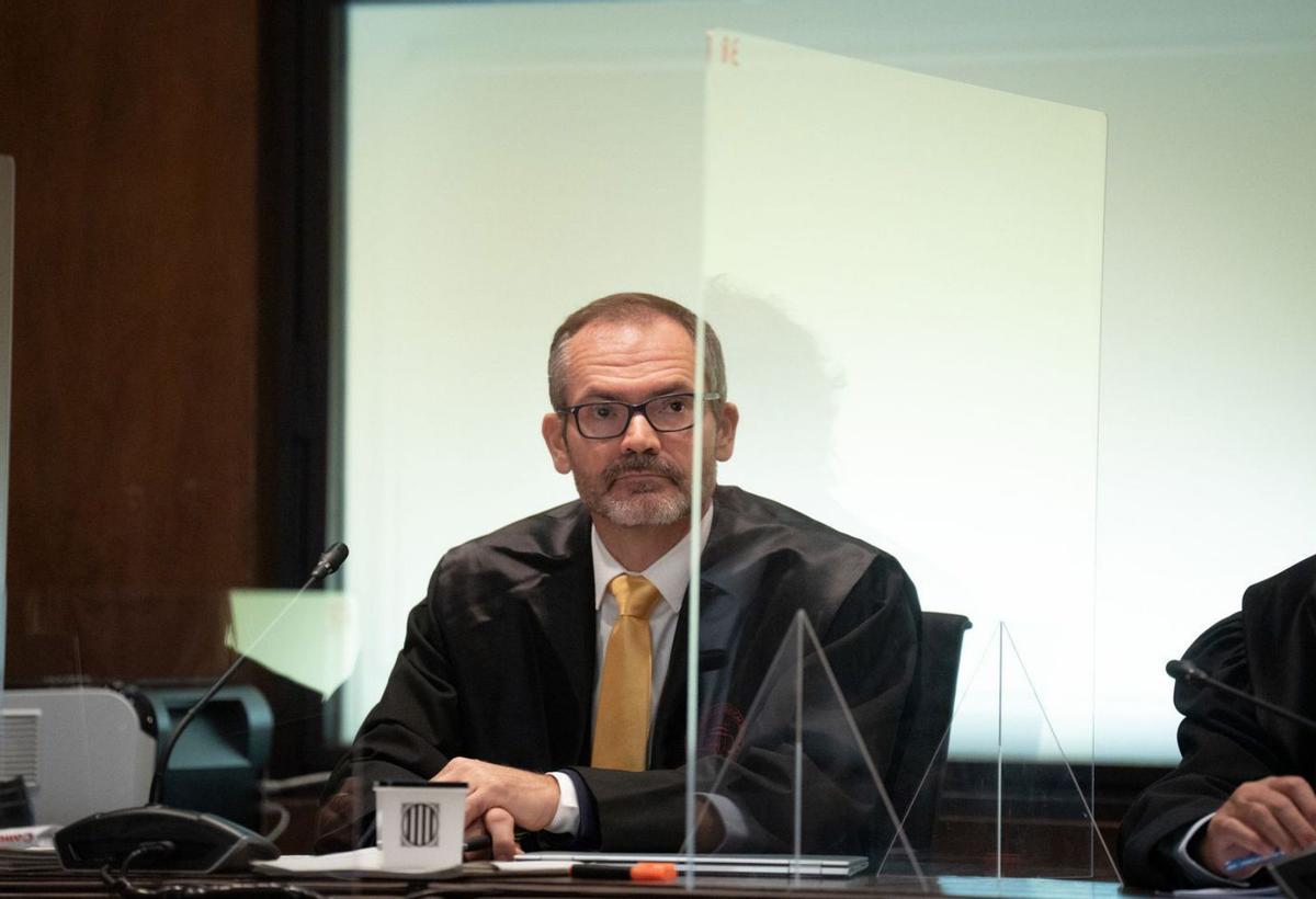 El abogado Josep Costa, el pasado jueves, antes de abandonar el tribunal de Cataluña. | EUROPA PRESS