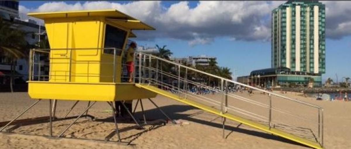 Modelo de torre a instalar en la playa de La Mata y Los Locos
