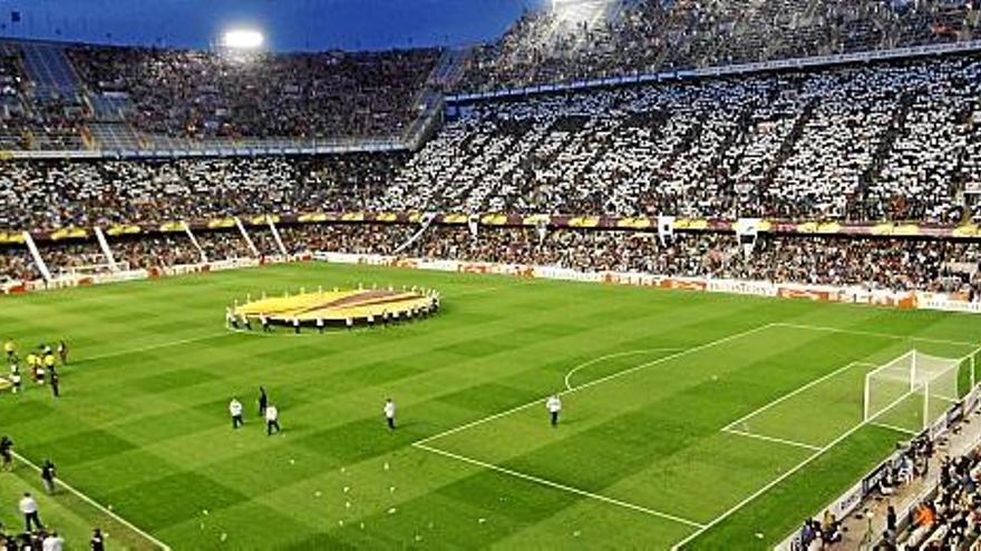 &#039;A toda máquina&#039; por el lleno en Mestalla ante el Madrid