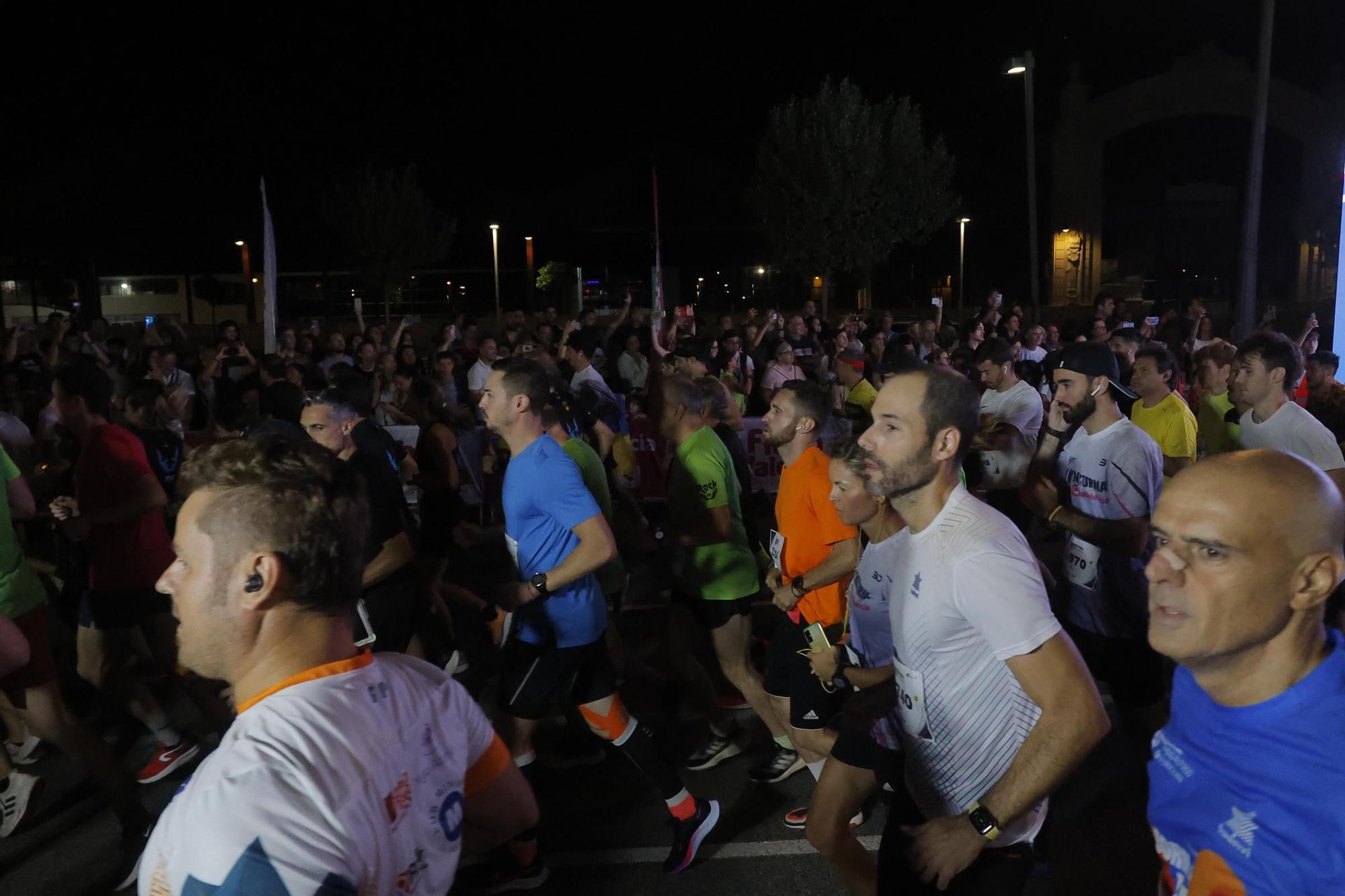 Más de 9.000 participantes toman la salida de la 15K Nocturna Valencia 2023