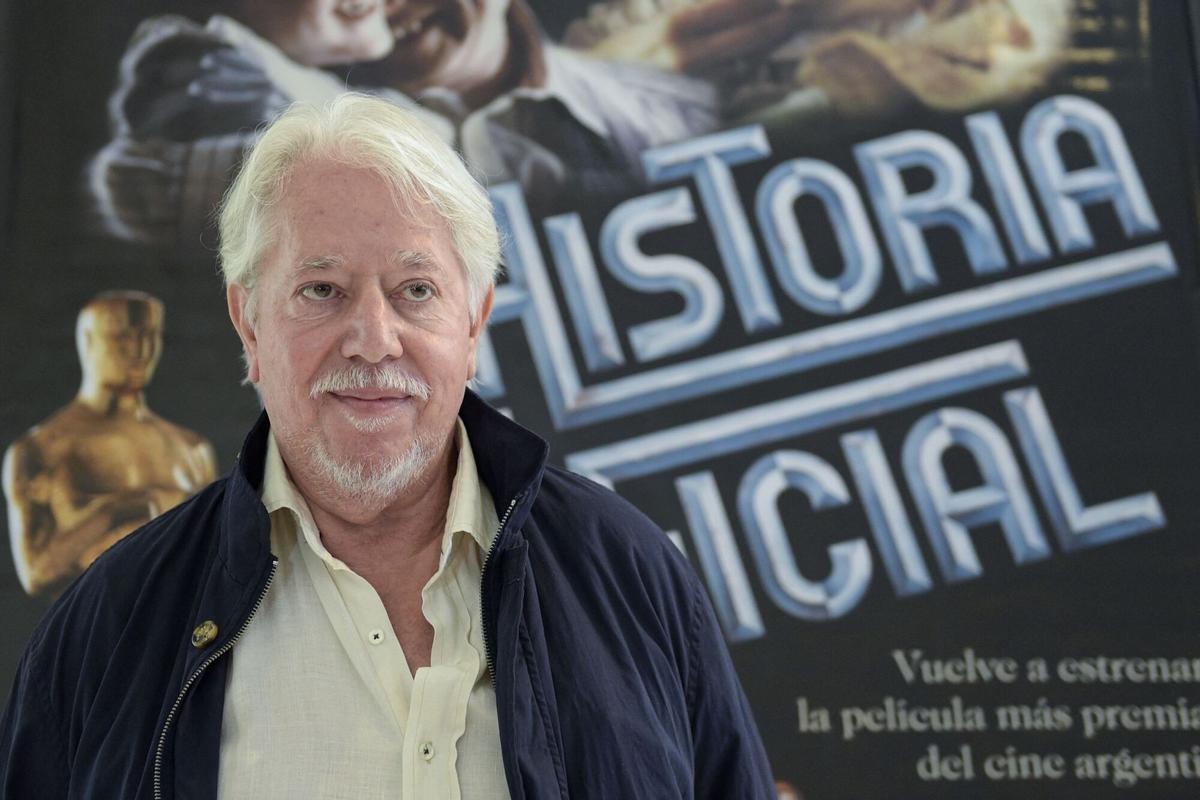 El director Luis Puenzo tras la proyección de 'La historia oficial'.