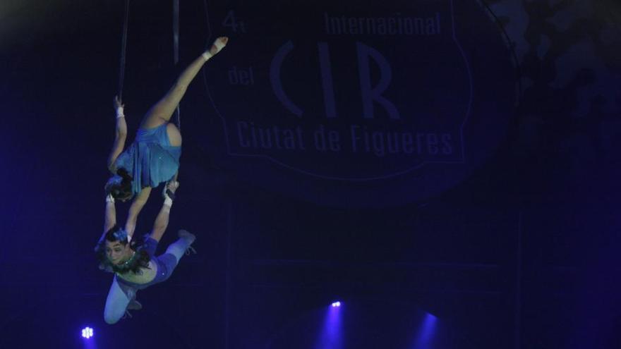 Els espectacles aeris guanyen protagonisme a l&#039;Espectacle Blau del Festival del Circ