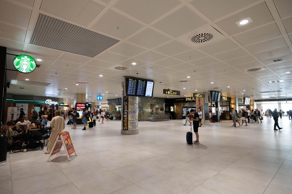 Así es un día en el aeropuerto de Ibiza Así es un día en el aeropuerto de Ibiza