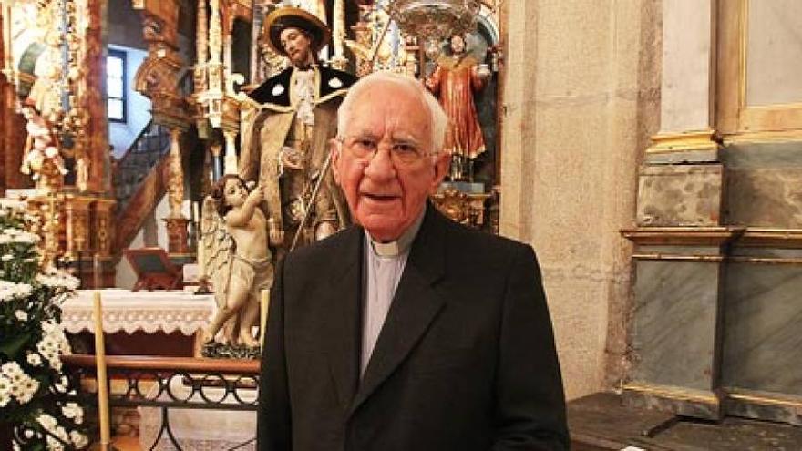 Muere el sacerdote compostelano Jaime López Ramón, párroco emérito de San Miguel  dos Agros