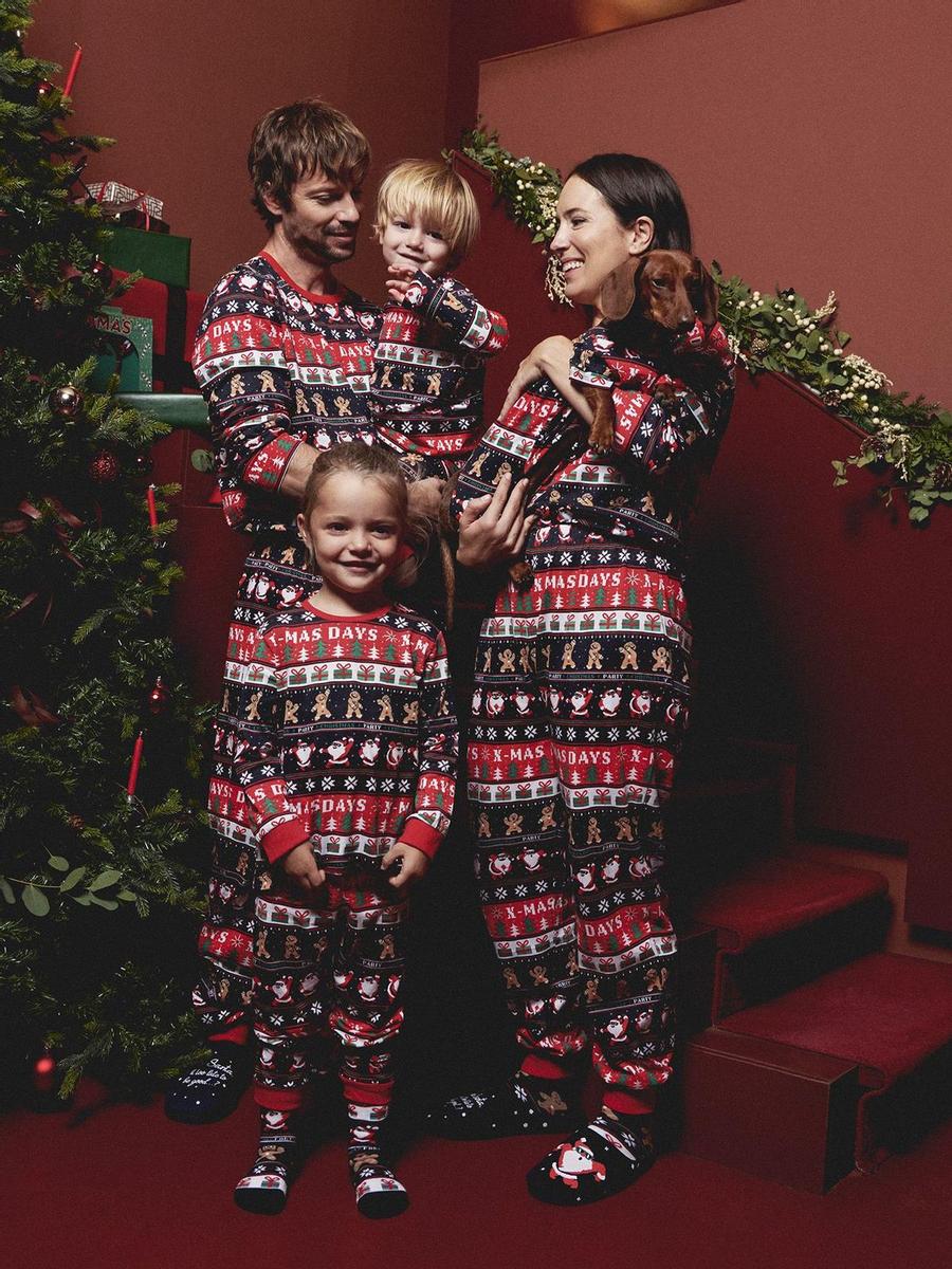 Conjunto de pijama para toda la familia