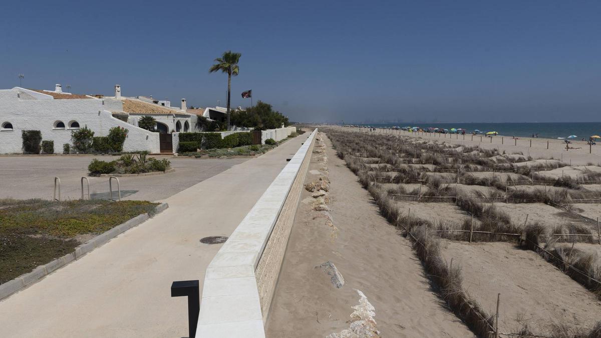 La urbanización de la Casbah en la playa del Saler