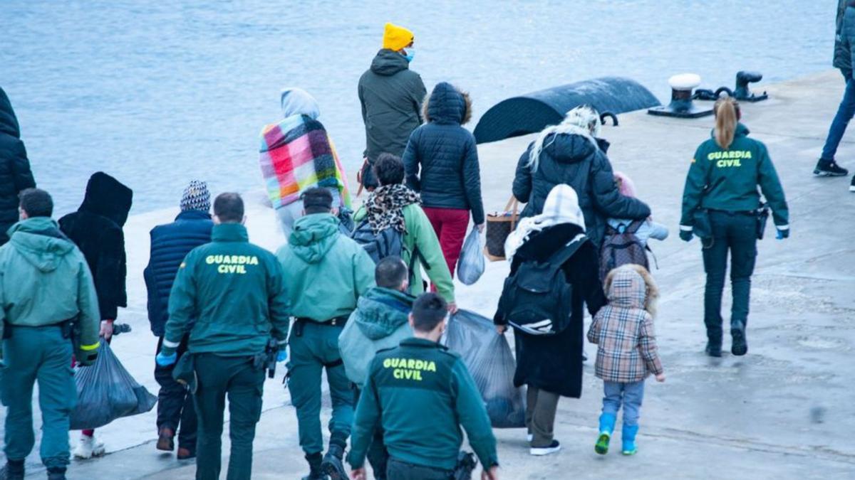 Parte de los migrantes llegados a Formentera el jueves. | CARLOS TORRES