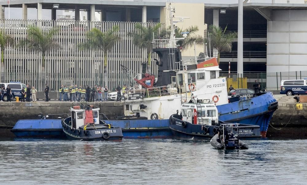 Llega el barco de la droga de Charlín