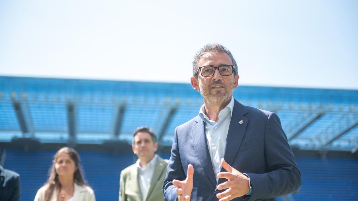 Álvaro García, nuevo presidente del Deportivo, esta mañana en Riazor.