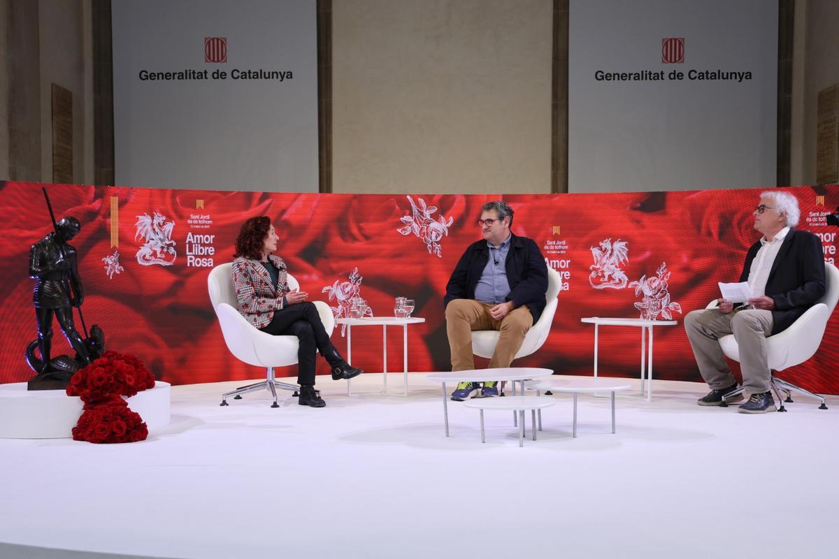 Los escritores Maite Carranza y Jordi Puntí y el periodista Jordi Bianciotto. Los escritores Maite Carranza y Jordi Puntí y el periodista Jordi Bianciotto.