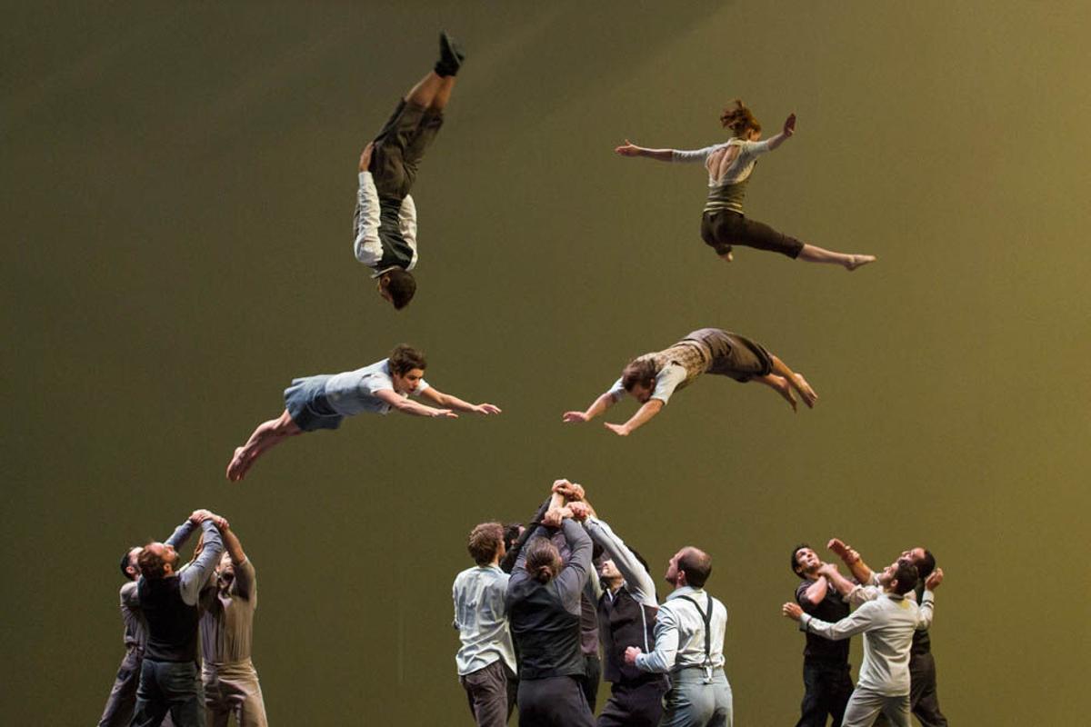 El Grec en 2015, imagen del espectáculo 'Il nâ??est pas encore minuit...' de la Compagnie XY: