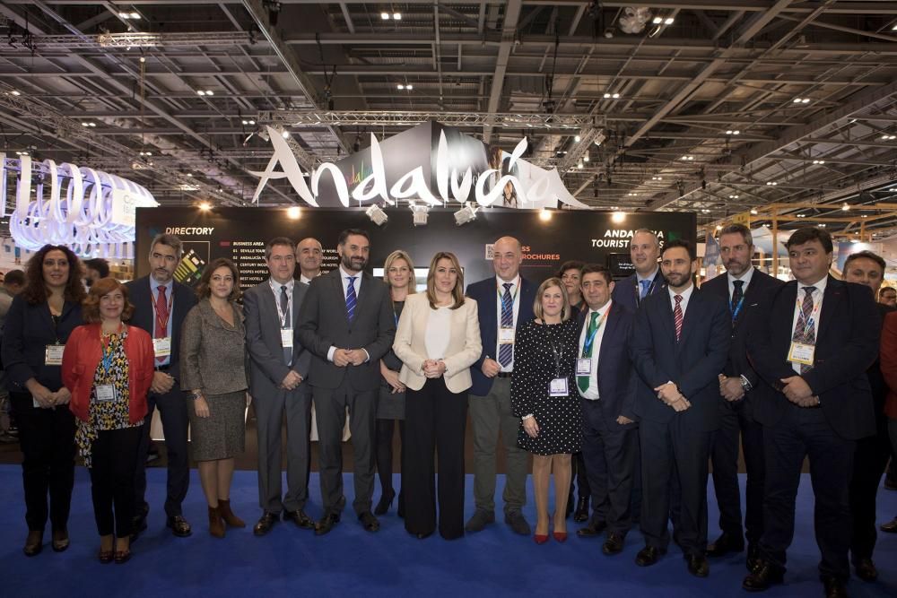 Susana Diaz en el estand de Andalucía